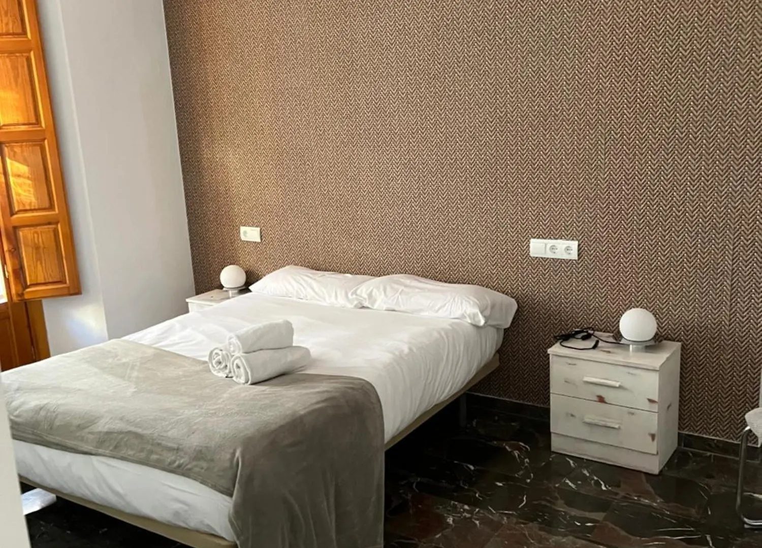 Qh Ayuntamiento 04 Apartment Granada 0*,  Spain